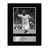 Generic Vinicius Junior RM - Foto firmada y firmada con autógrafo (25,4 x 20,3 cm)